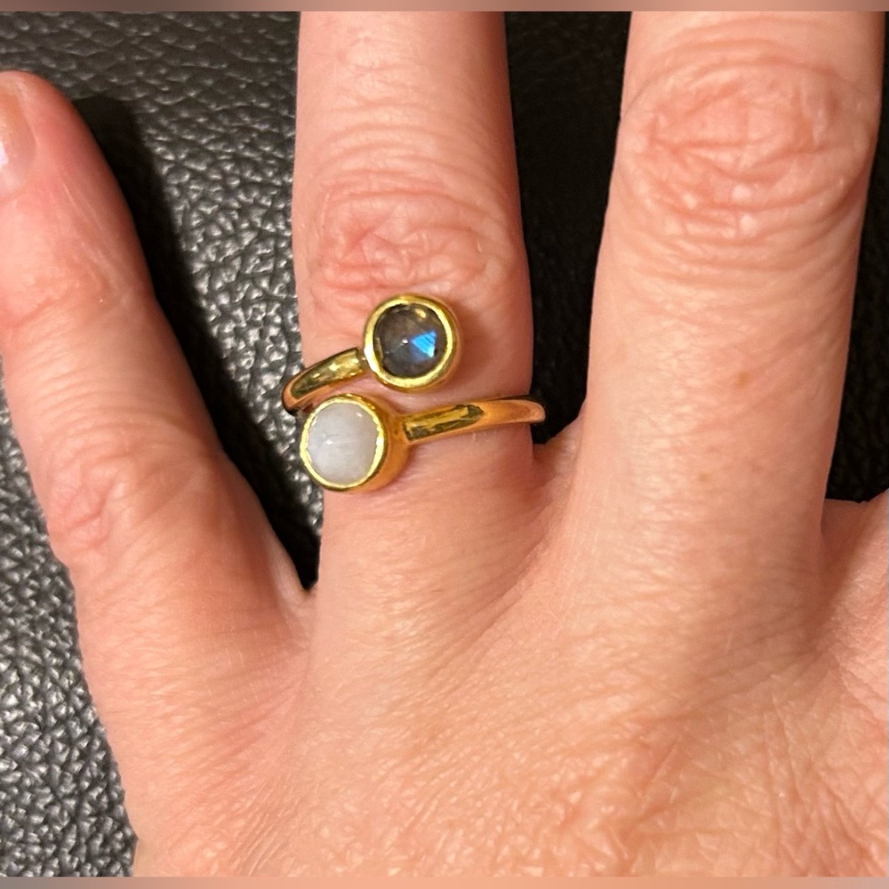 Gold, Bezel Set. Labradorite, Moonstone Ring.